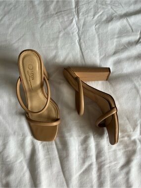 Nude Sandal Heel